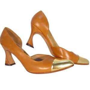 JOHN FLUEVOG Big Presence Steinem Vintage Metallic Gold Toecap D'Orsay Pumps 9.5